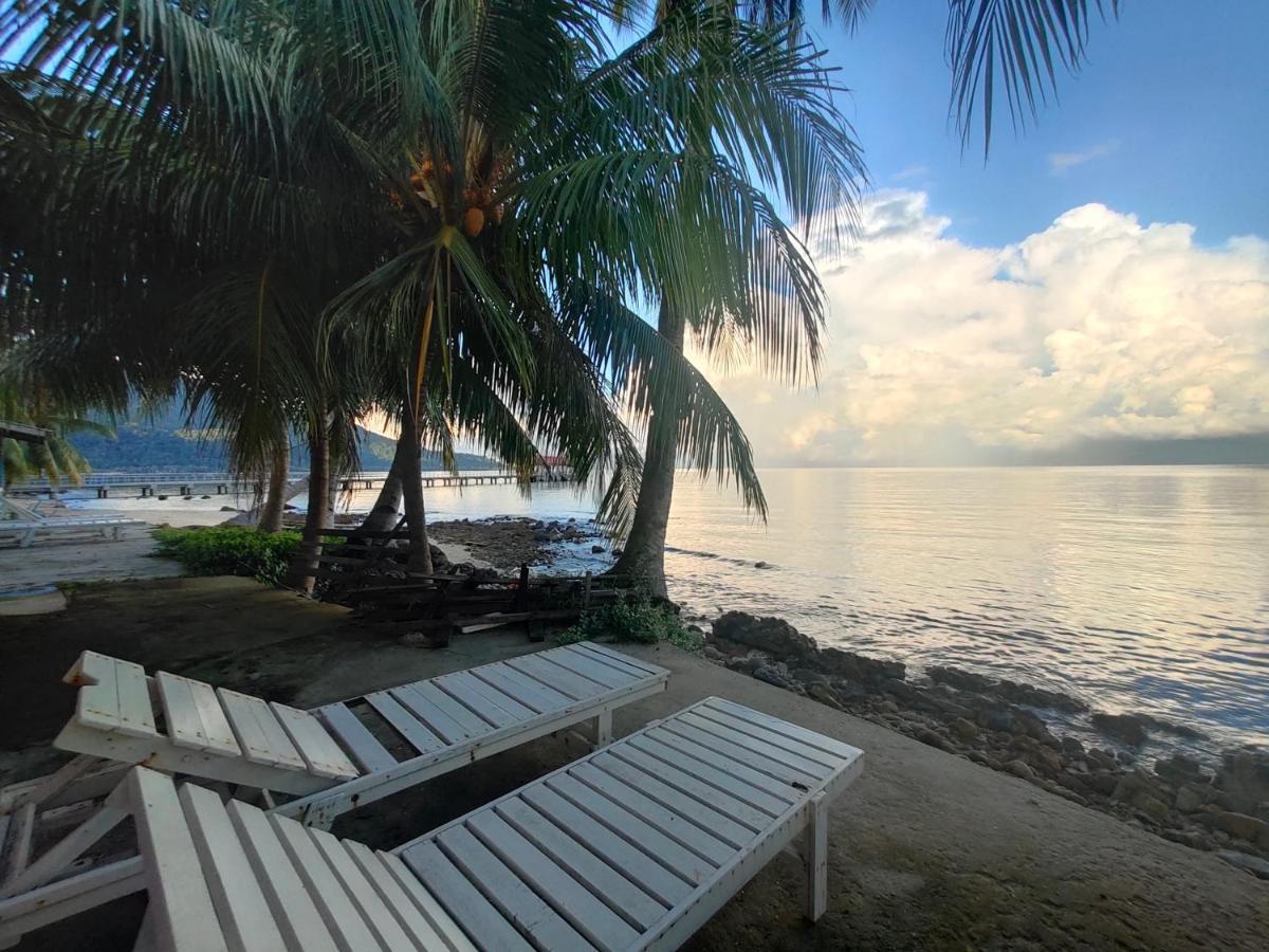 Spc South Pacific Chalet Sp Barakah At Abc Air Batang Village Tioman island Exterior photo