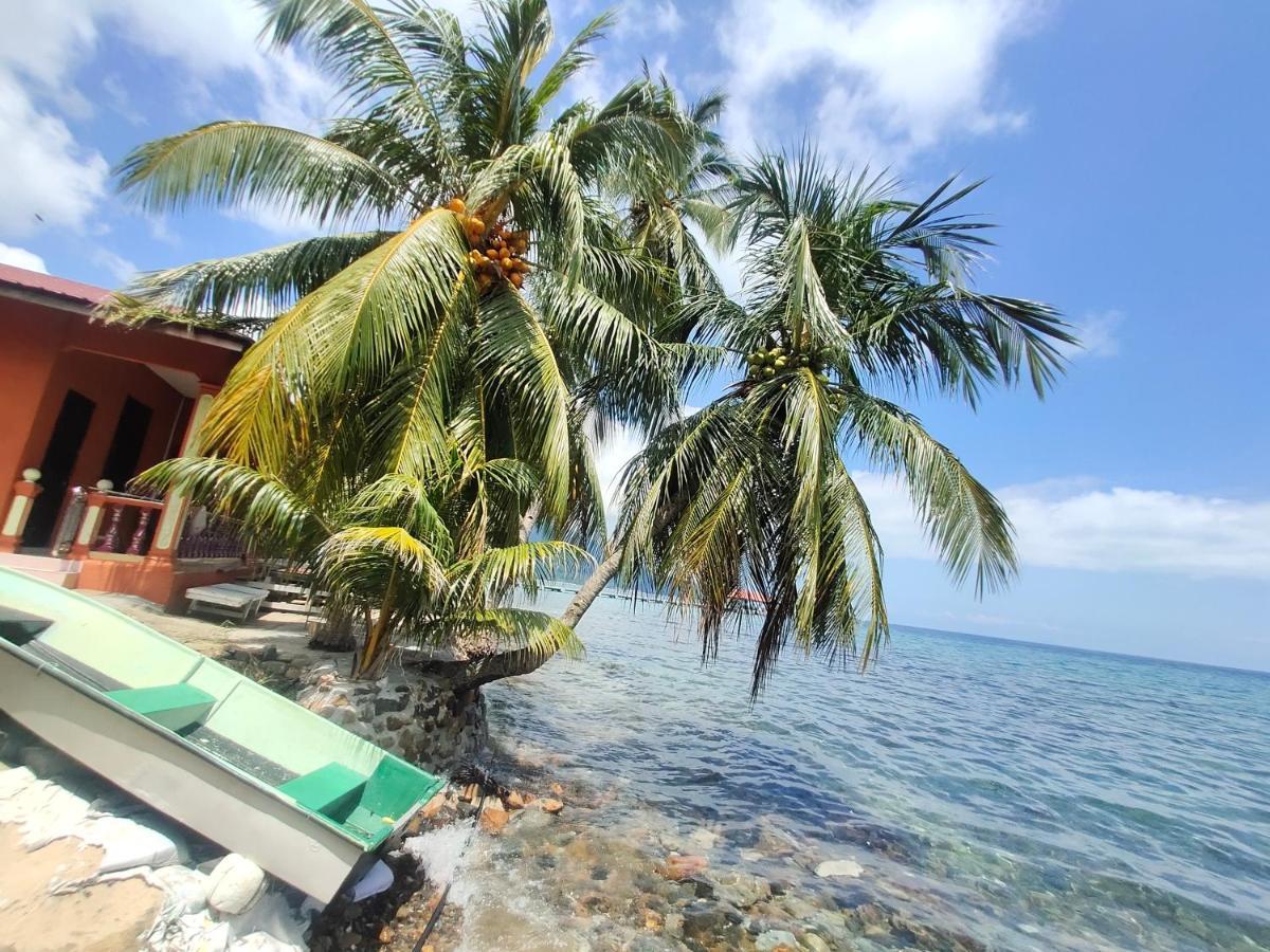 Spc South Pacific Chalet Sp Barakah At Abc Air Batang Village Tioman island Exterior photo