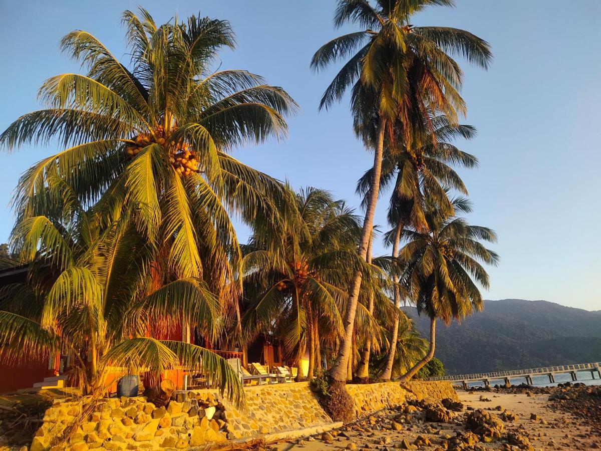 Spc South Pacific Chalet Sp Barakah At Abc Air Batang Village Tioman island Exterior photo