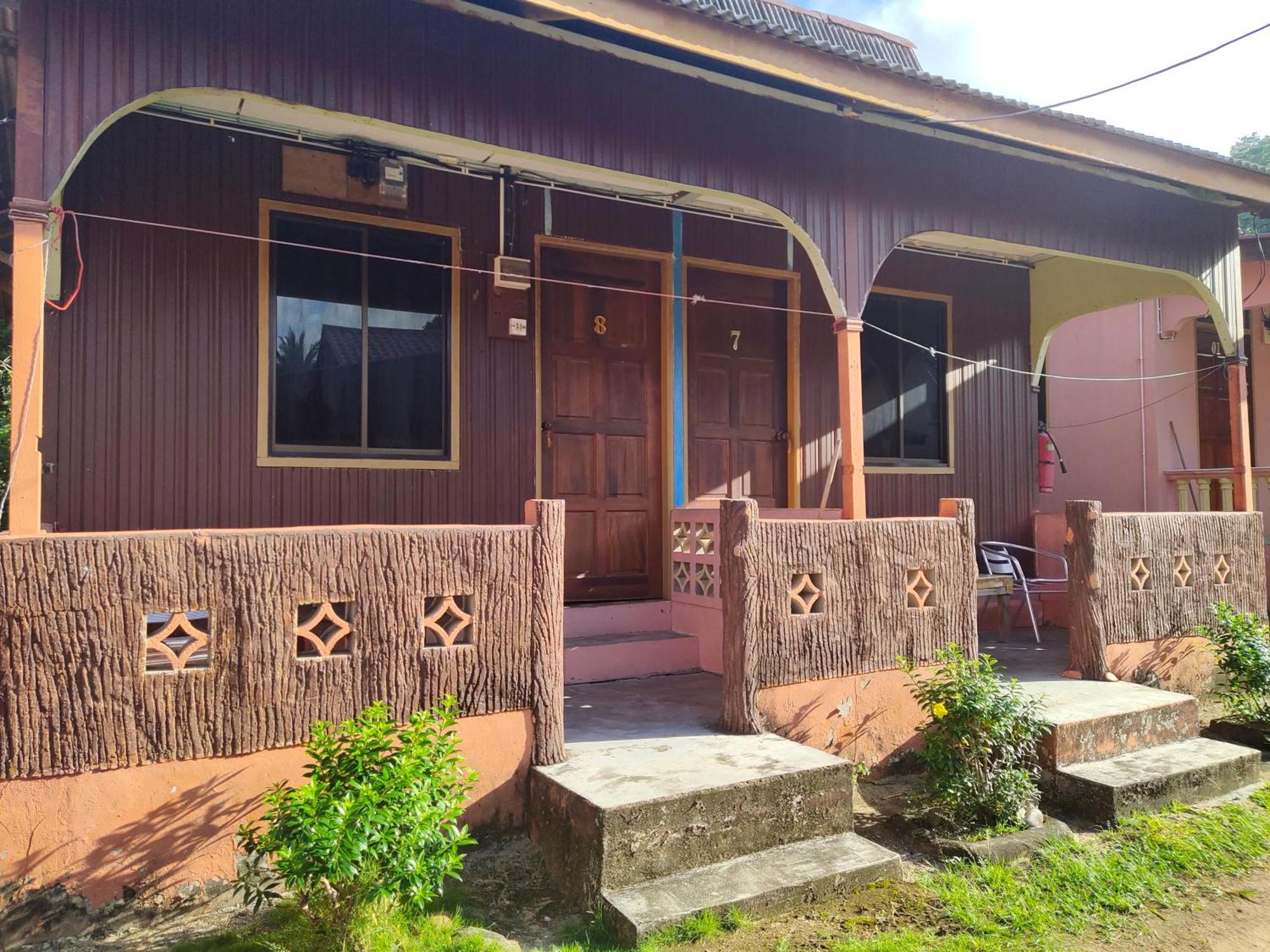 Spc South Pacific Chalet Sp Barakah At Abc Air Batang Village Tioman island Room photo