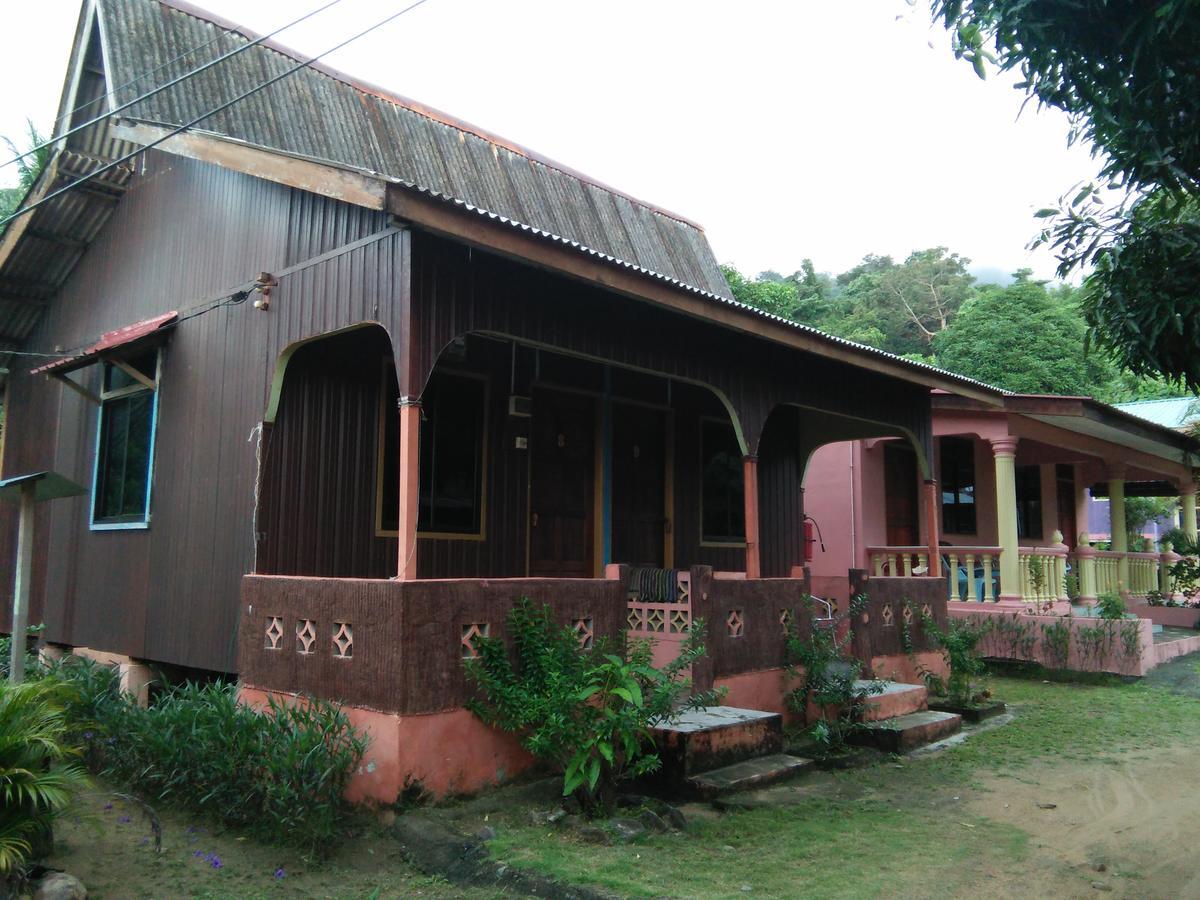 Spc South Pacific Chalet Sp Barakah At Abc Air Batang Village Tioman island Exterior photo