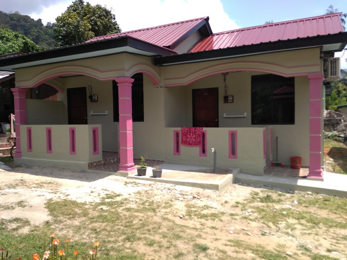 Spc South Pacific Chalet Sp Barakah At Abc Air Batang Village Tioman island Exterior photo